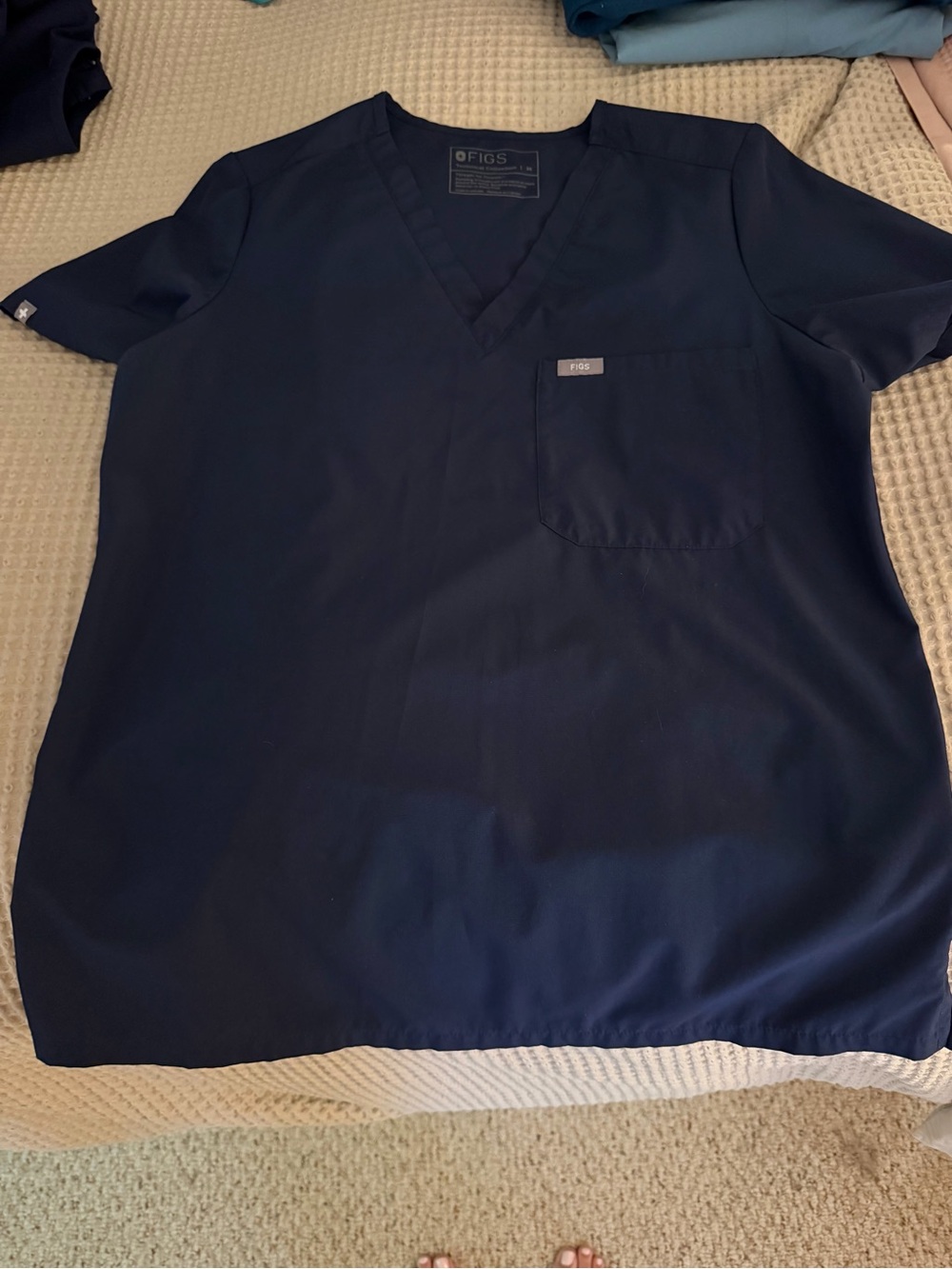 FIGS Navy FreeX Catarina Top